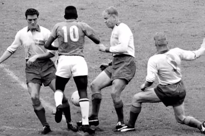O dia em que Pelé interrompeu uma guerra civil