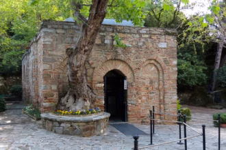 A casa da Virgem Maria em Éfeso