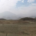 Arqueólogos descobrem pirâmide de civilização antiga nas Américas, no Peru