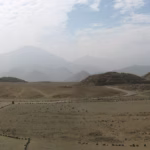 Arqueólogos descobrem pirâmide de civilização antiga nas Américas, no Peru