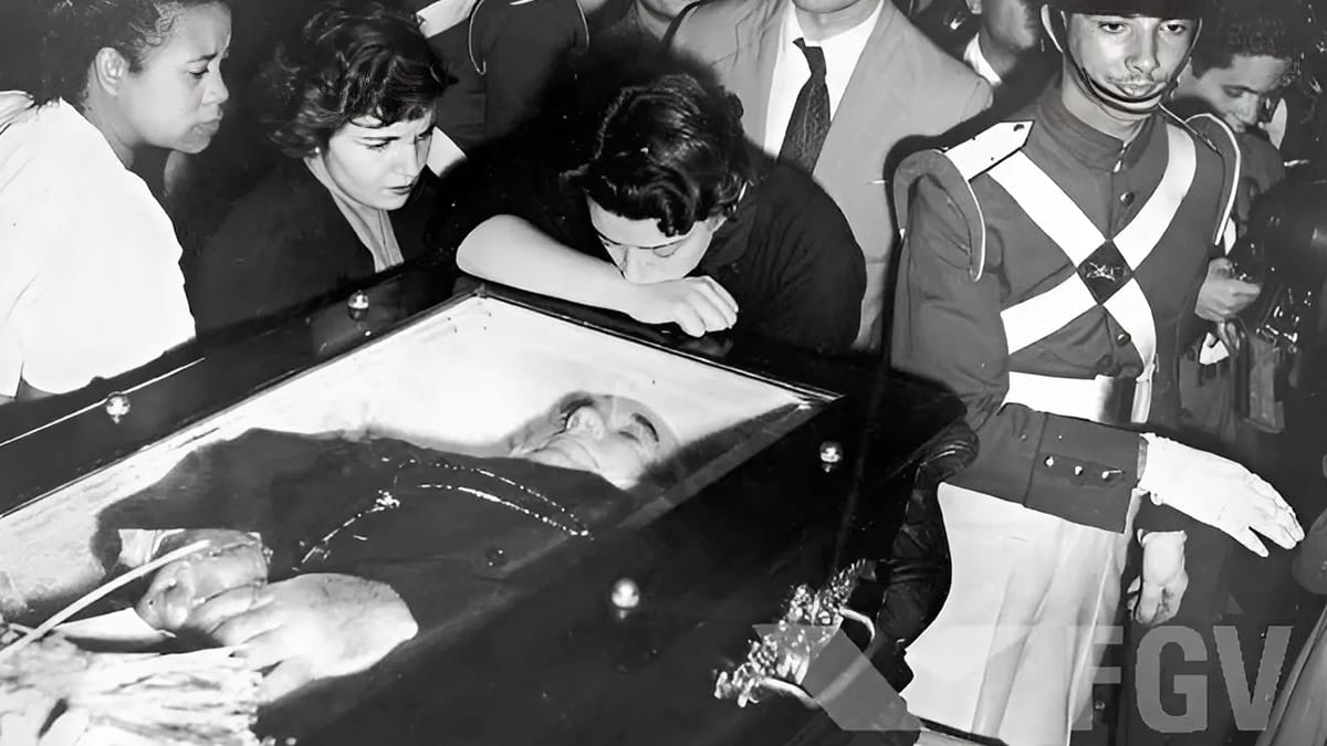 A morte de Getúlio Vargas: detalhes, comoção popular e funeral