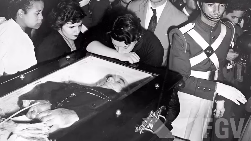 A morte de Getúlio Vargas: detalhes, comoção popular e funeral