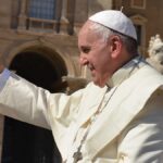 Papa Francisco fará saudação ao fiéis no Gemelli; assista aqui