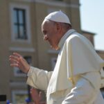 Papa Francisco "não teve outras crises" nesta terça, afirma boletim