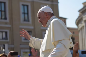 Papa Francisco "não teve outras crises" nesta terça, afirma boletim