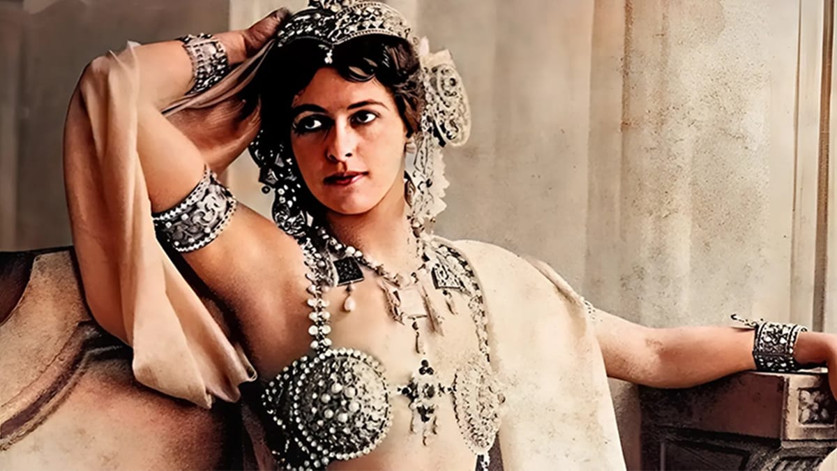 Mata Hari: a dançarina, cortesã e espiã que seduziu o mundo