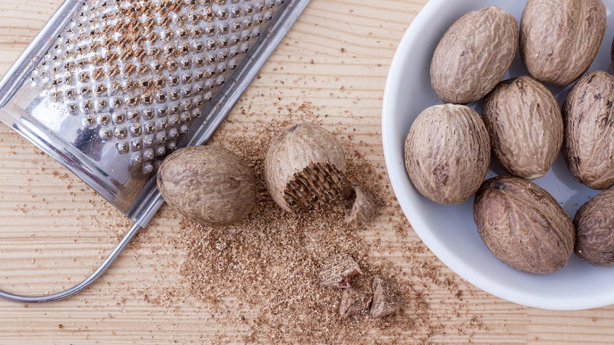Noz-moscada: origem, usos e benefícios