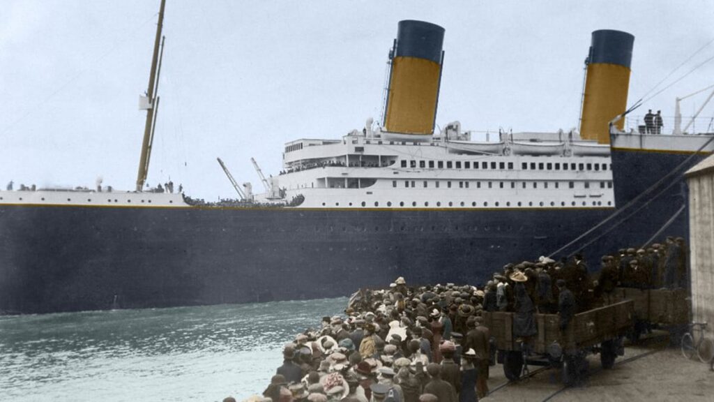 Titanic afundava há 113 anos