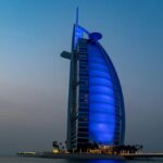 Dubai: entre o brilho da riqueza e as sombras das críticas