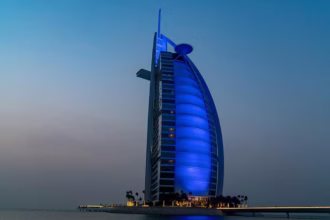 Dubai: entre o brilho da riqueza e as sombras das críticas