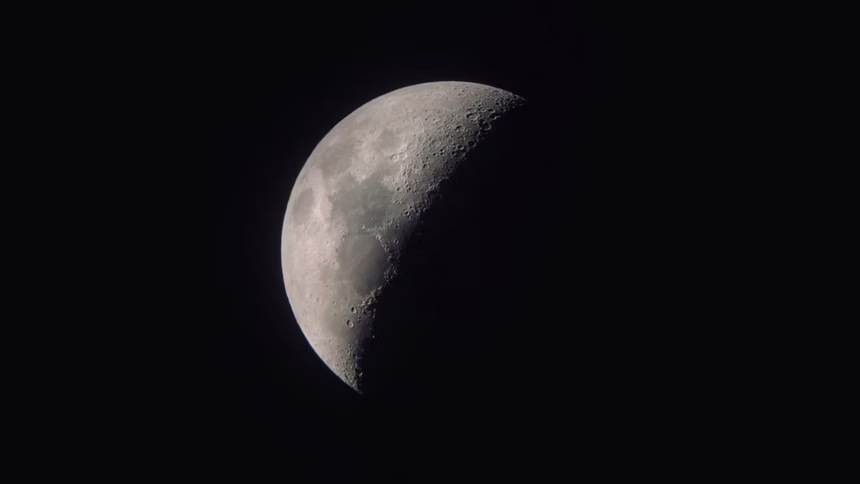 Lado oculto da Lua: por que sempre vemos a mesma face