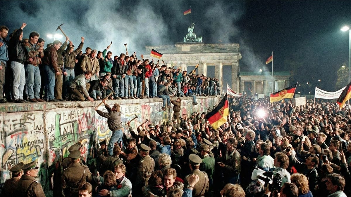 Por que caiu o Muro de Berlim?