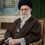 Irã confirma a morte de Ali Khamenei