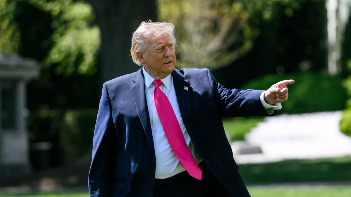 Trump é evacuado de evento em Washington após tiros