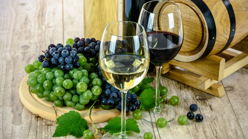A história do vinho e a origem da uva