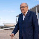 A vida e a obra de Oscar Niemeyer