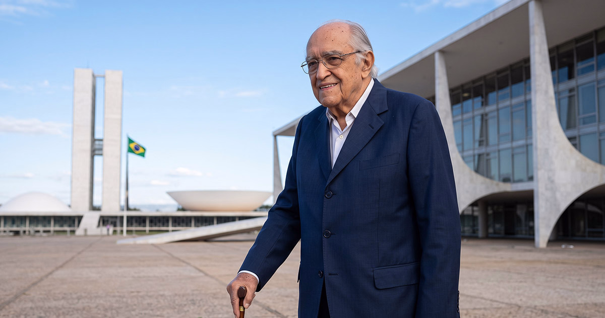 A vida e a obra de Oscar Niemeyer