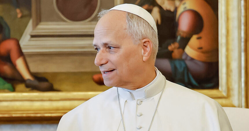 Papa Leão XIV retirou tumor pulmonar cancerígeno, diz Vaticano